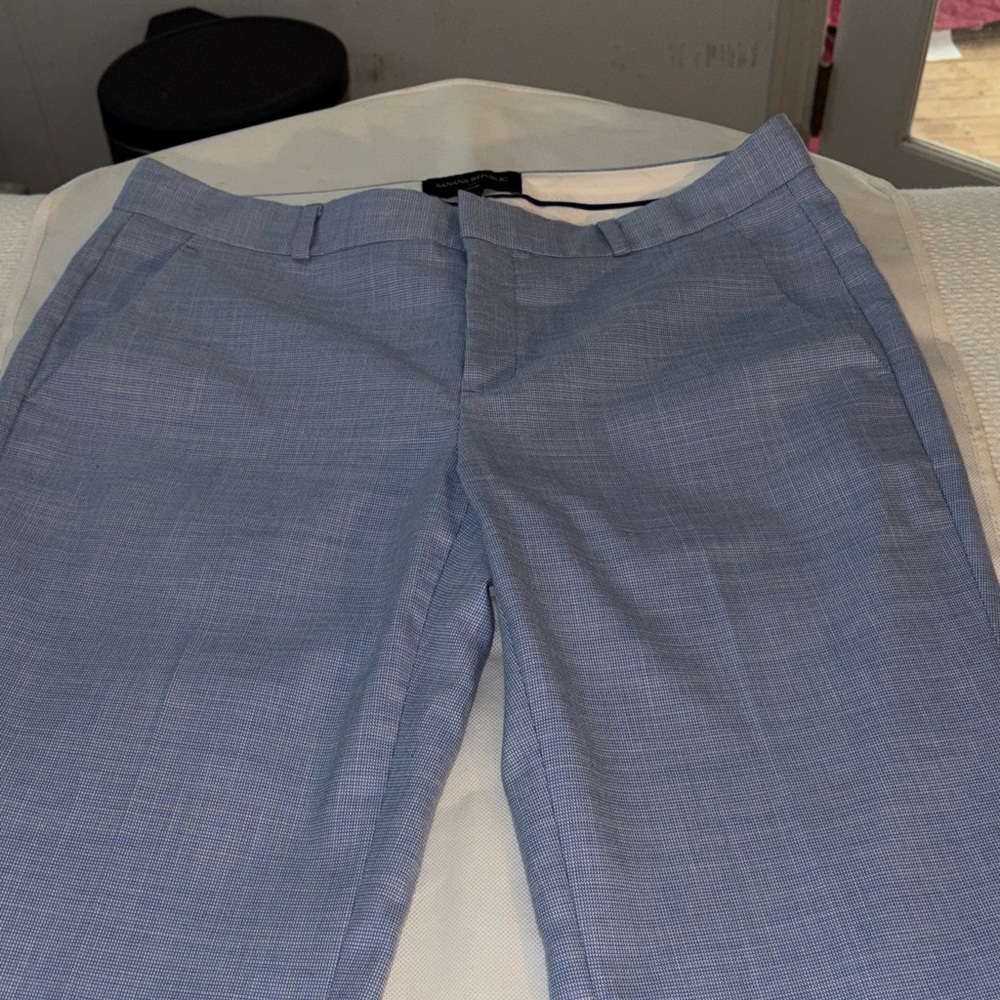 Banana Republic Light Blue Textured Dress Trousers “Logan”